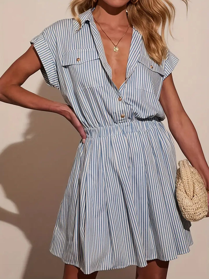 Marina Skies™ Gestreiftes Mini-Kleid