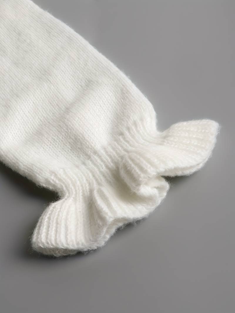 Mara | Schlichter Pullover mit V-Ausschnitt und Knöpfen