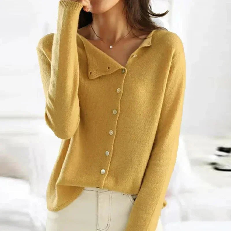 Iya | Schicker Knopf-Strick