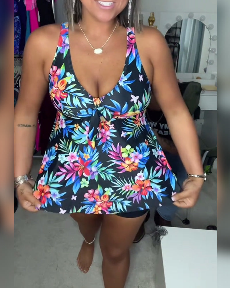 Tropisches Florales Tankini mit Shorts
